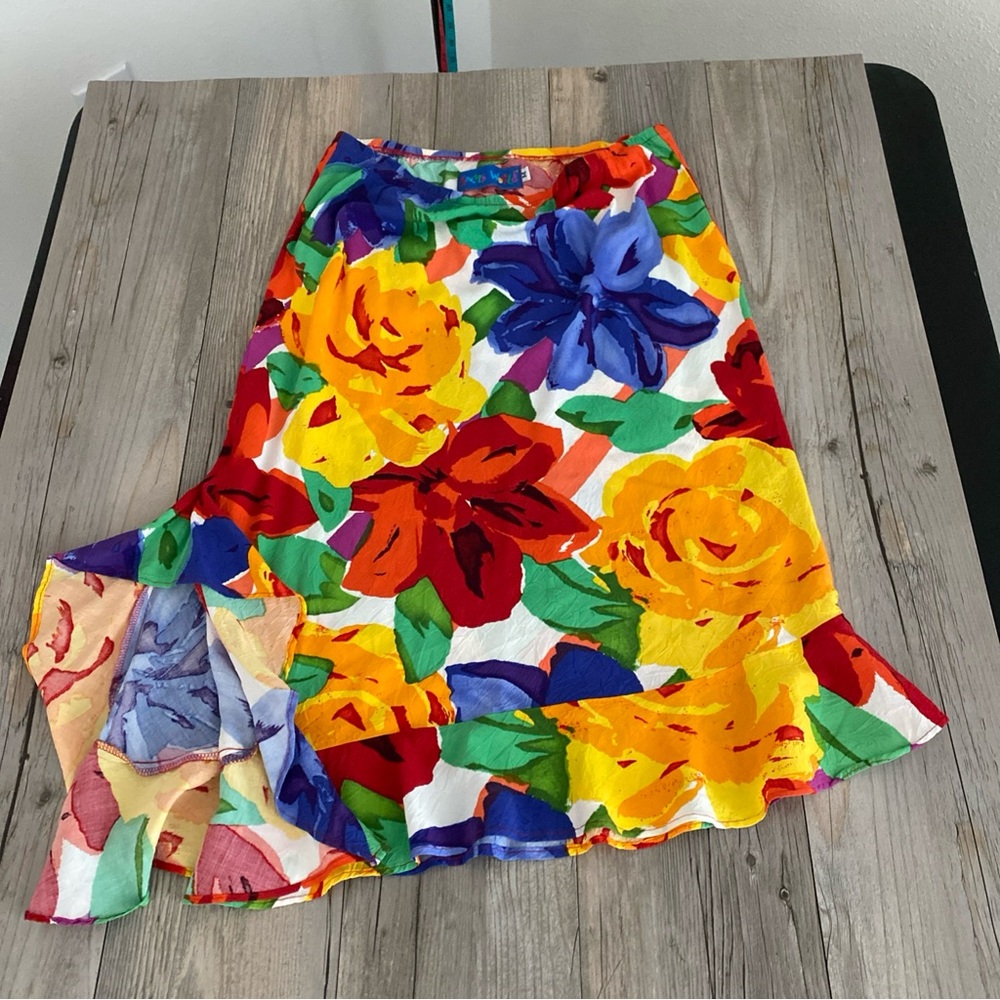Jams World Women’s Floral Skirt Stretch Waist Bursting Color Medium